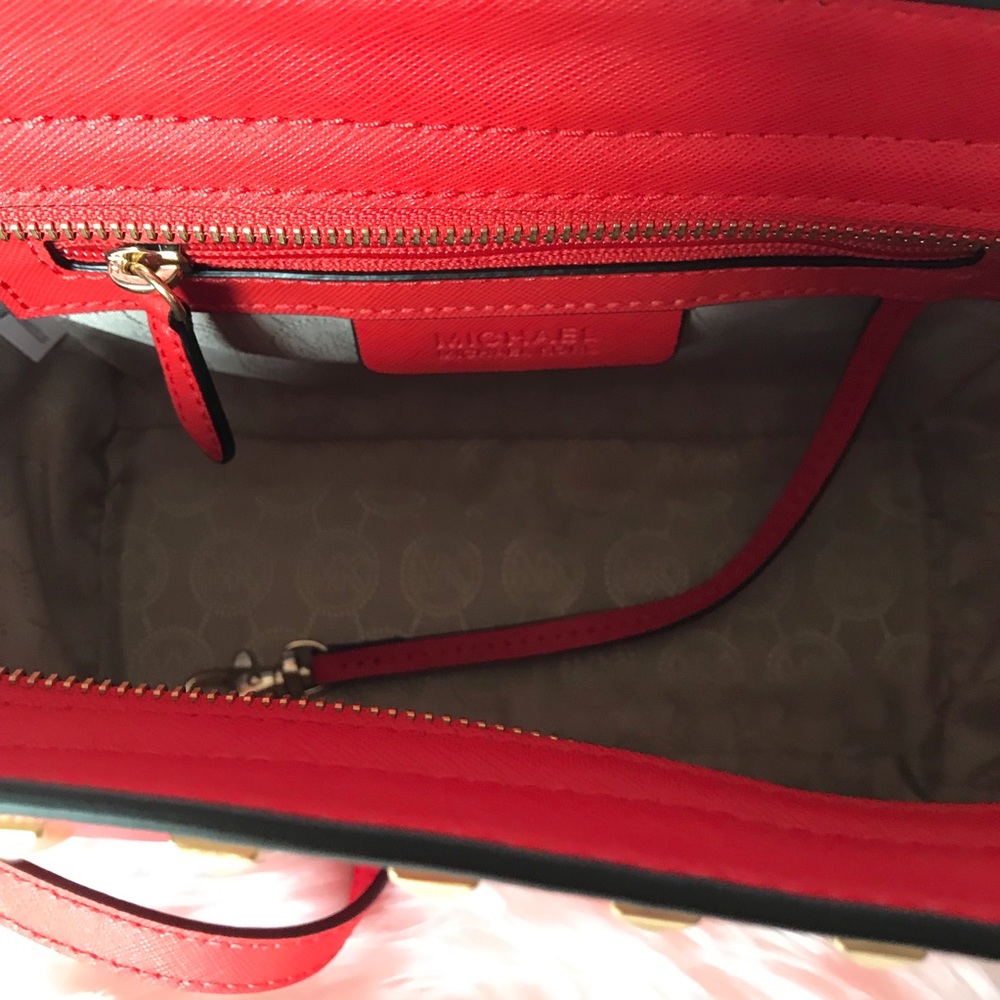 MICHAEL Michael Kors Small Crossbody Purse NWT - Picture 3 of 8